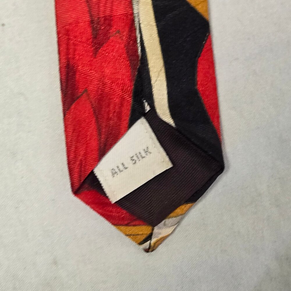 Signorcelli d'italia Silk tie Multicolor beautiful design pre-owned great shape - Picture 4 of 4